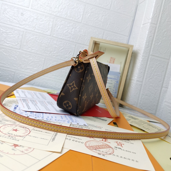 ルイヴィトンバッグ内部構造